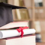 Pé-de-meia Licenciaturas. Imagem: Canva.